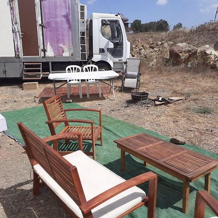 Luxury Caravan Truck In The Golan Heights Bruchim Qela' Alon Zewnętrze zdjęcie