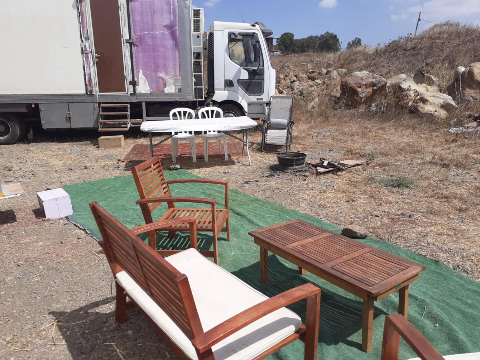 Luxury Caravan Truck In The Golan Heights Bruchim Qela' Alon Zewnętrze zdjęcie